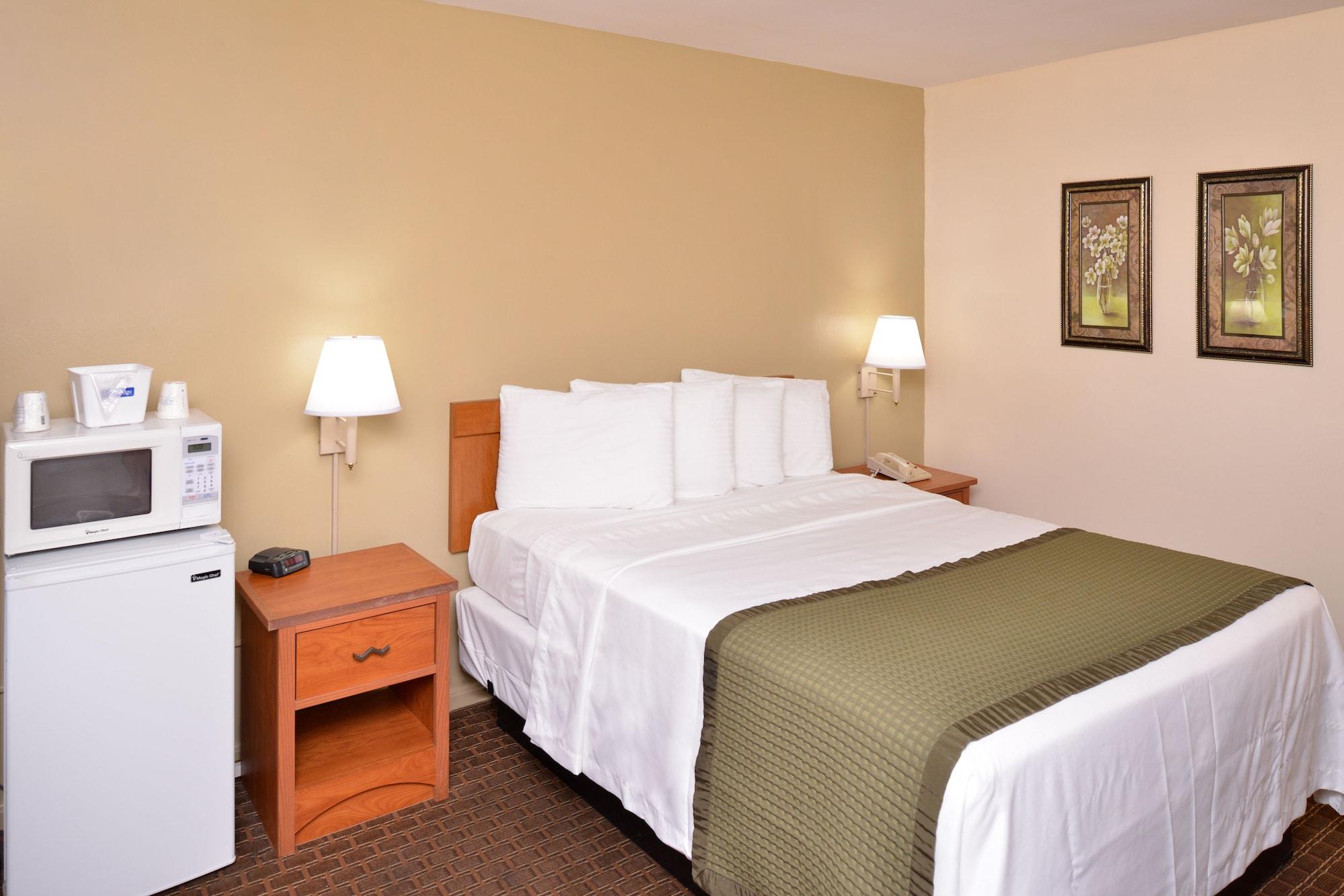 Travelodge By Wyndham Eugene Downtown/University Of Oregon Екстер'єр фото