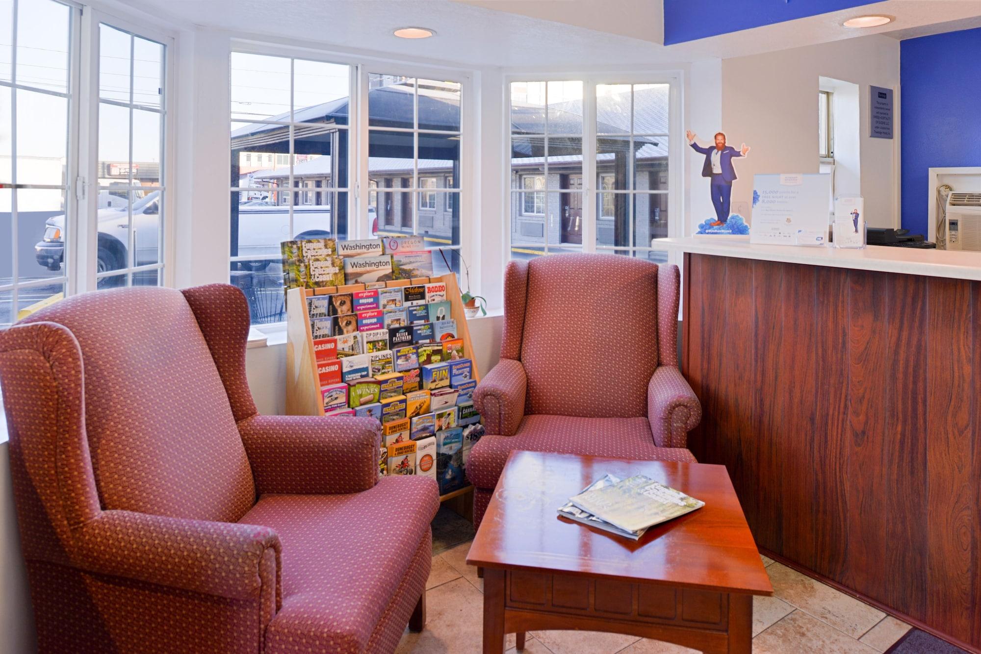 Travelodge By Wyndham Eugene Downtown/University Of Oregon Екстер'єр фото