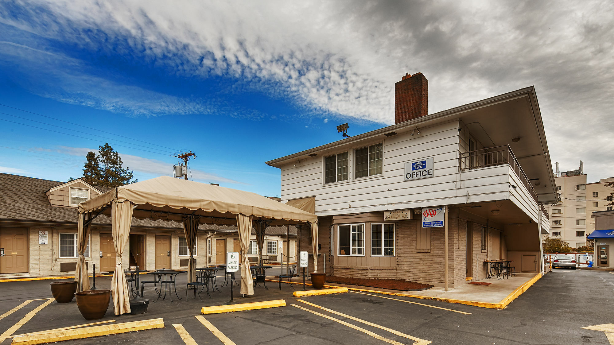 Travelodge By Wyndham Eugene Downtown/University Of Oregon Екстер'єр фото