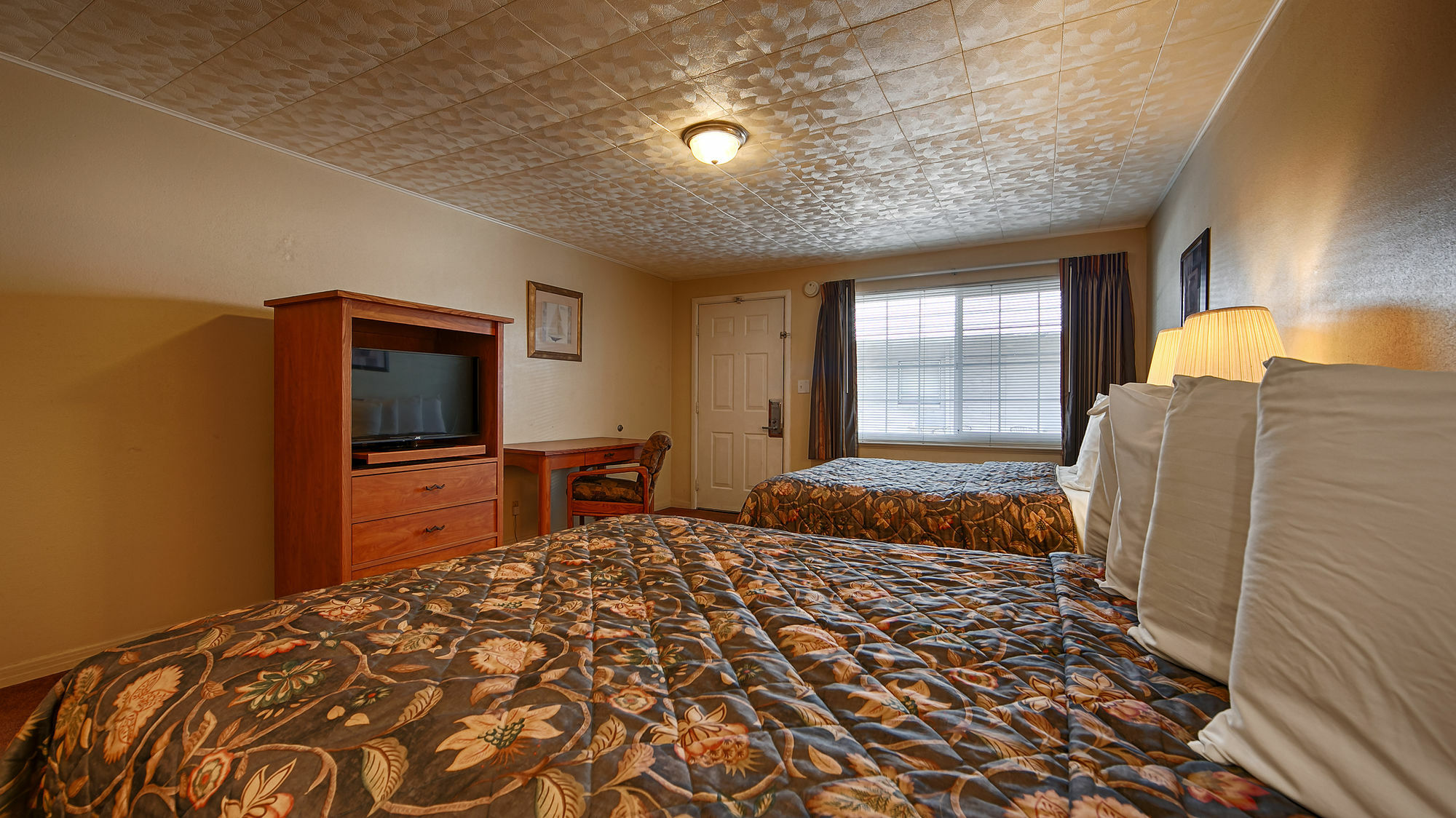 Travelodge By Wyndham Eugene Downtown/University Of Oregon Екстер'єр фото