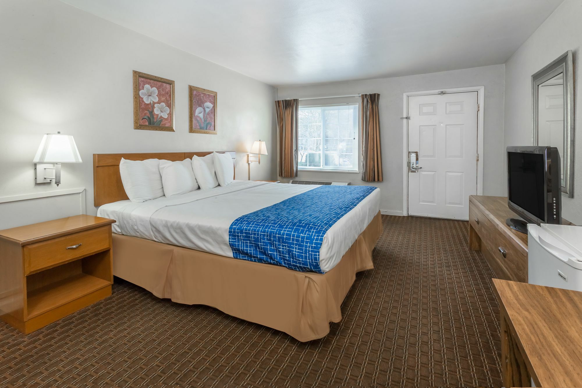 Travelodge By Wyndham Eugene Downtown/University Of Oregon Екстер'єр фото
