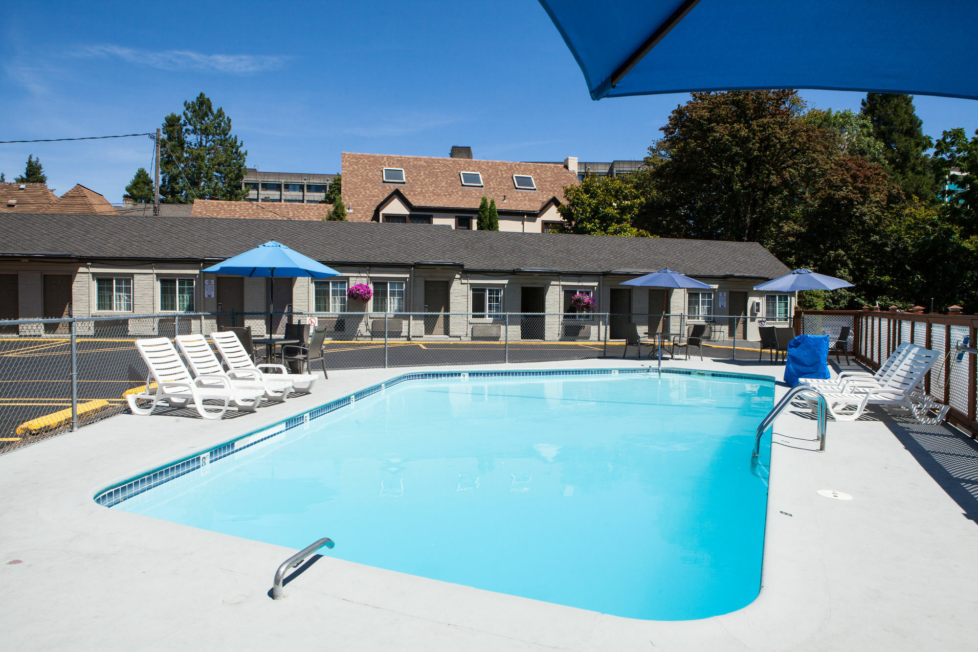 Travelodge By Wyndham Eugene Downtown/University Of Oregon Екстер'єр фото