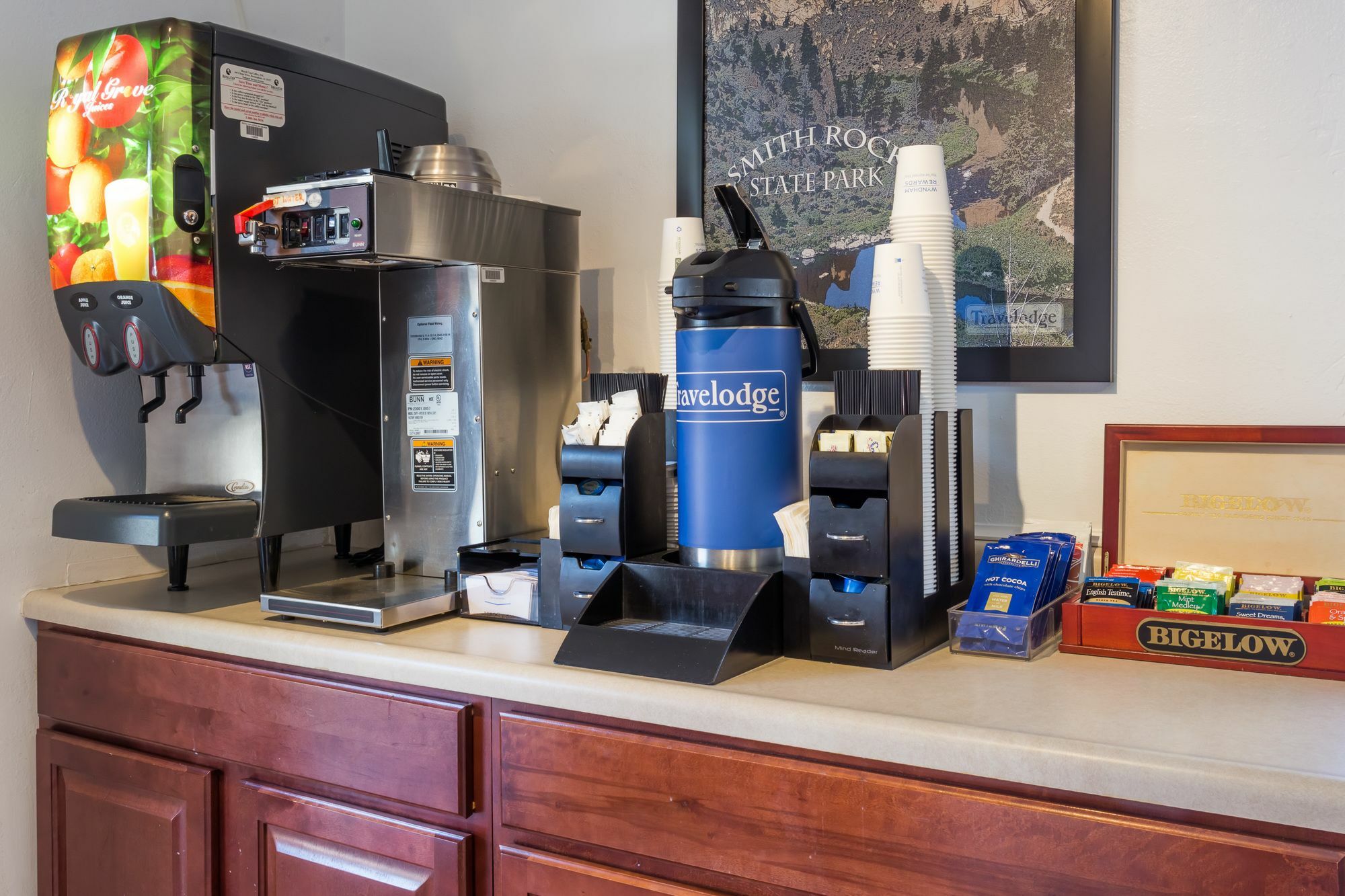 Travelodge By Wyndham Eugene Downtown/University Of Oregon Екстер'єр фото